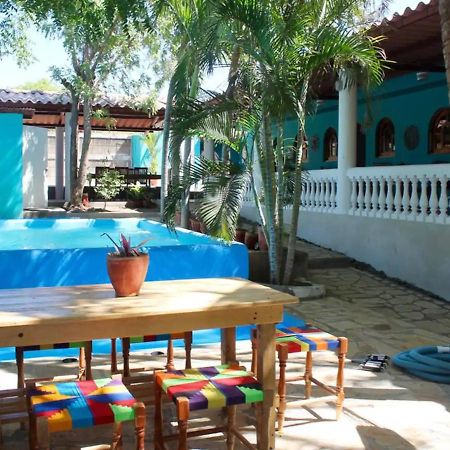 Transito Casa De Los Cocos Bed & Breakfast エクステリア 写真